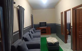 Holiday Home Anggun Bromo
